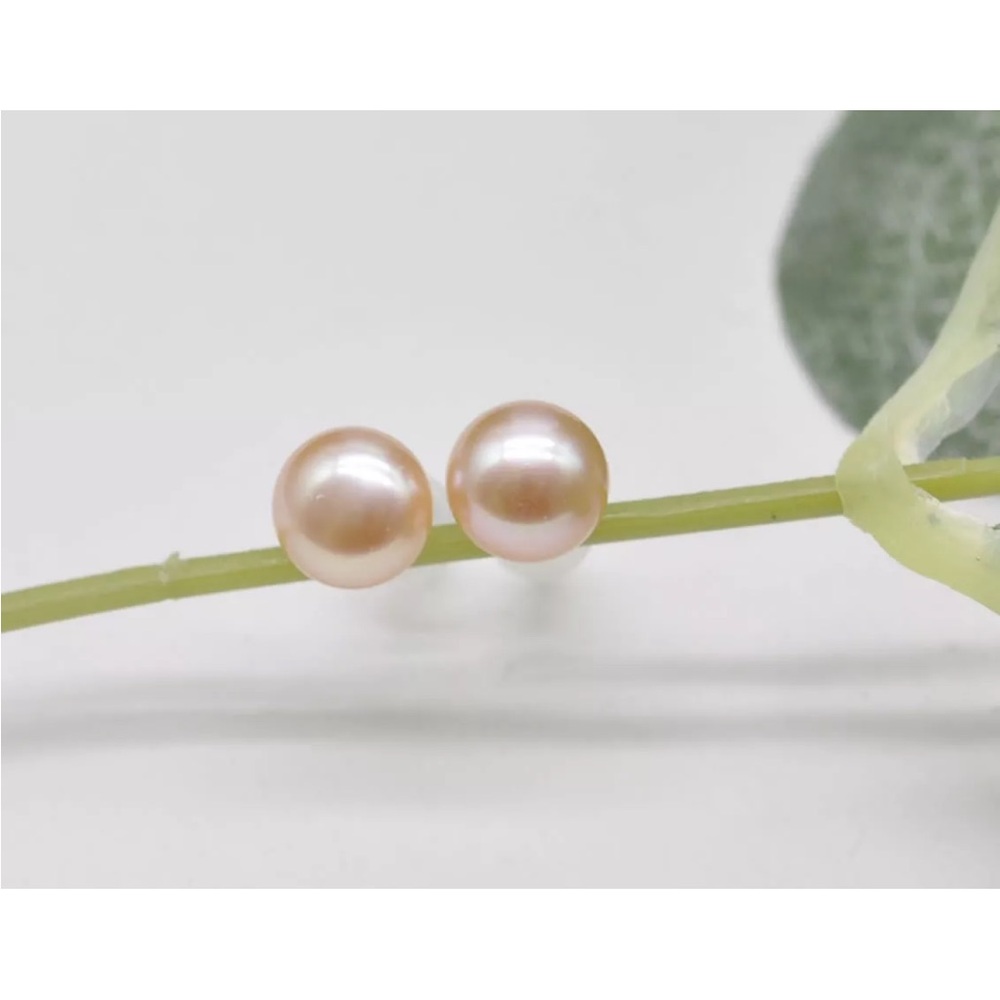 Genuine Freshwater Pearl Small Earrings 5mm NEW